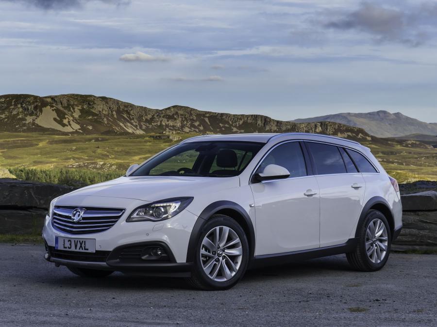  Vauxhall Insignia Country Tourer 2013 года  (фото 24 из 28)